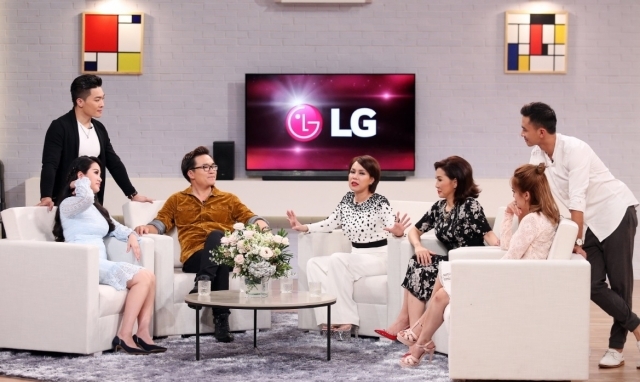 베트남 시청률 1위 국영방송 'HTV 7'의 이색 예능 프로그램 '똑똑한 아내들(Smart Wives)’에서 LG전자 TV가 등장했다. (사진=LG전자 제공)